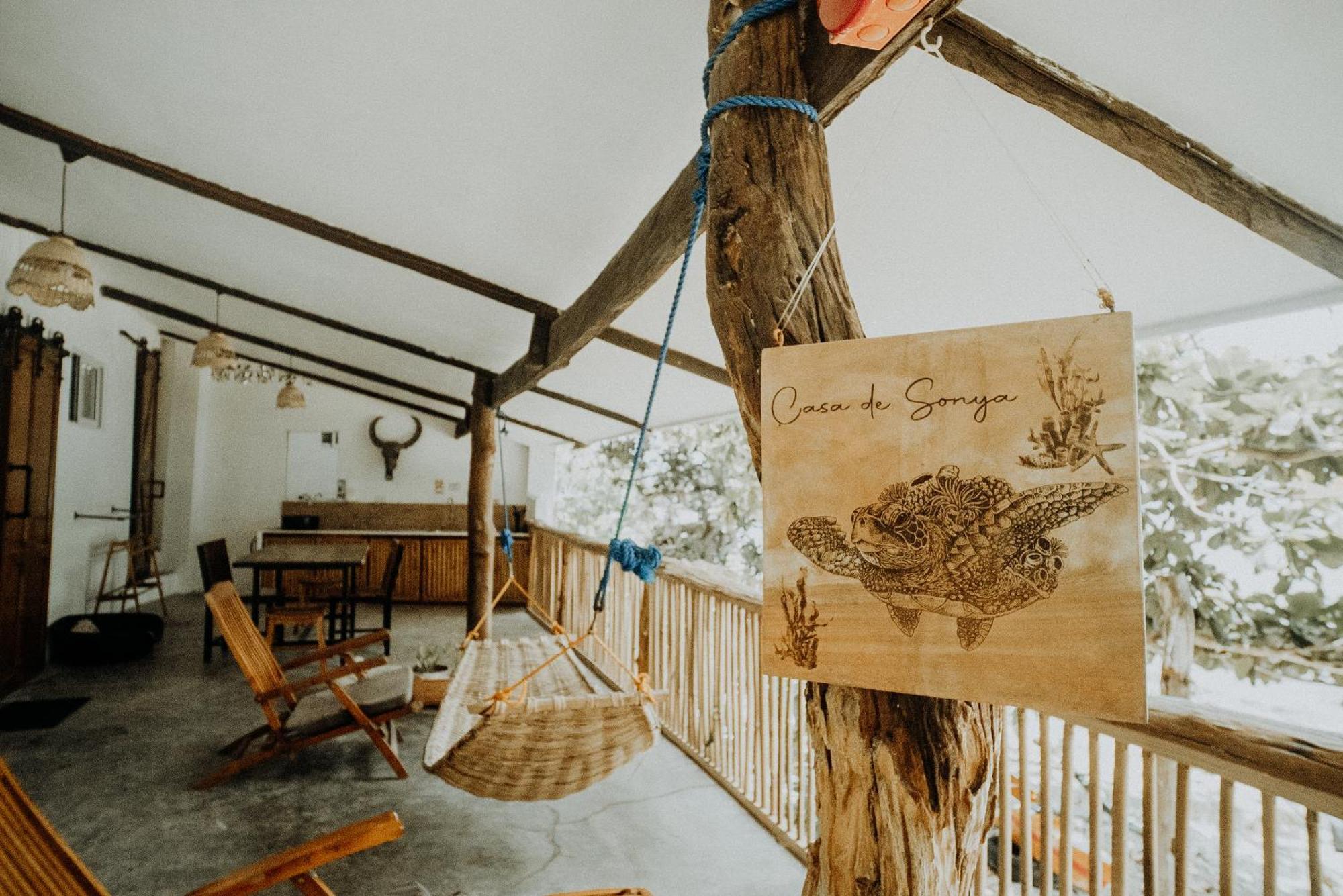 Fantasy Lodge Samboan Экстерьер фото